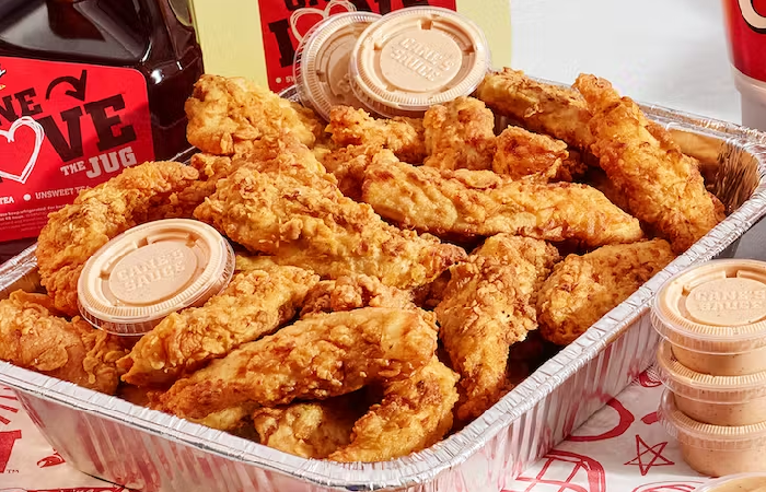 Raising canes family combo.png